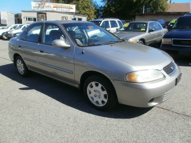 Nissan Sentra 2001 photo 1