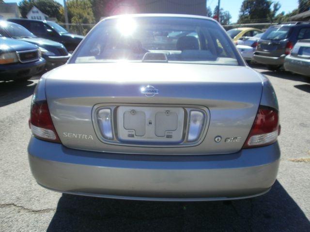 Nissan Sentra 2001 photo 3