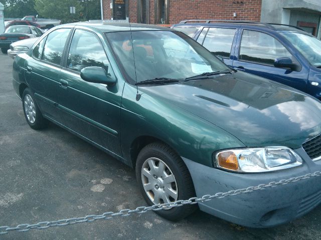 Nissan Sentra 2001 photo 1