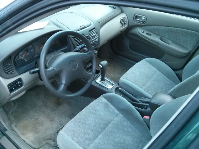 Nissan Sentra 2001 photo 3