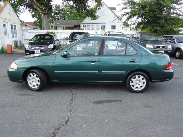 Nissan Sentra 2001 photo 3