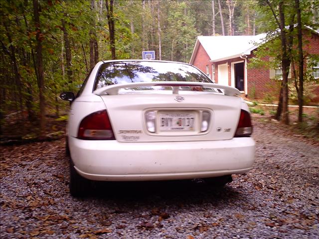 Nissan Sentra 2001 photo 2