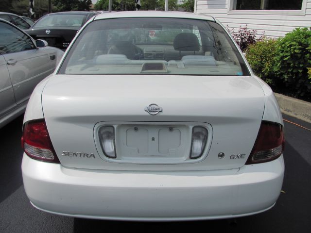 Nissan Sentra 2001 photo 26