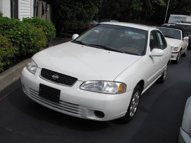 Nissan Sentra 2001 photo 3