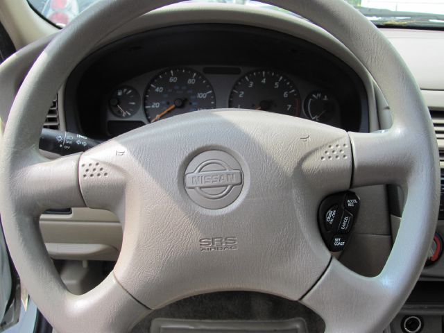 Nissan Sentra 2001 photo 9