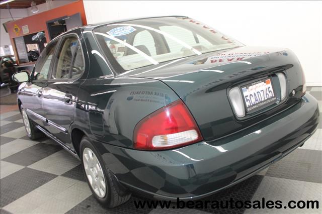 Nissan Sentra 2001 photo 19