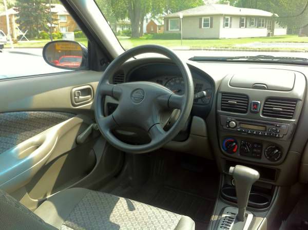 Nissan Sentra 2001 photo 3