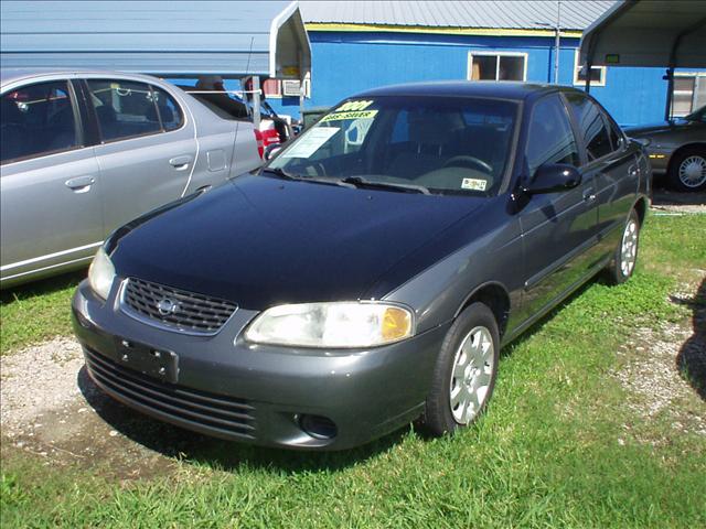 Nissan Sentra 2001 photo 1