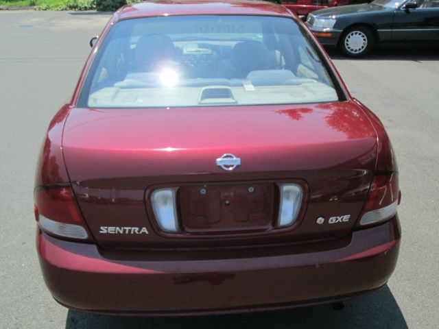 Nissan Sentra 2001 photo 4