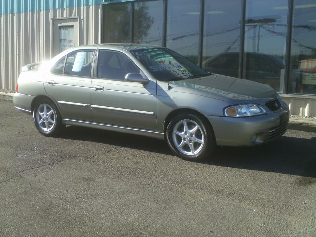 Nissan Sentra 2001 photo 1