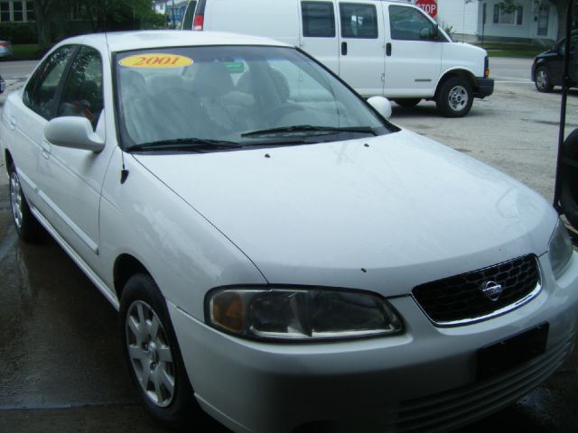 Nissan Sentra 2001 photo 3