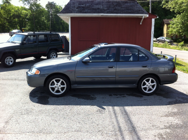 Nissan Sentra 2001 photo 4