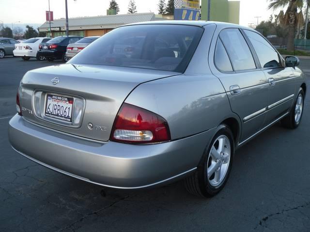 Nissan Sentra 2001 photo 3