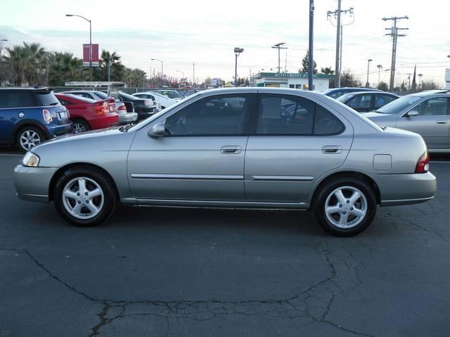 Nissan Sentra 2001 photo 5