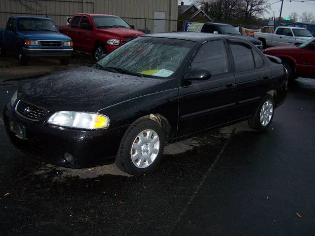 Nissan Sentra 2001 photo 2