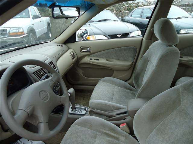 Nissan Sentra 2001 photo 4