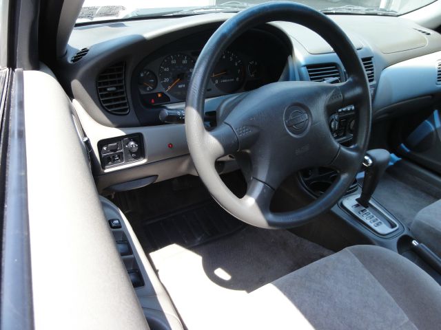 Nissan Sentra 2001 photo 24