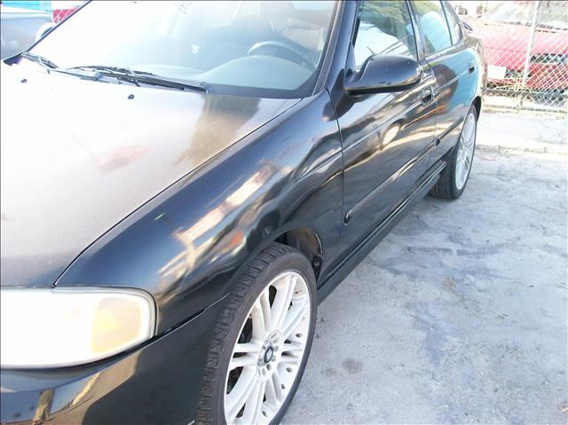 Nissan Sentra 2001 photo 2