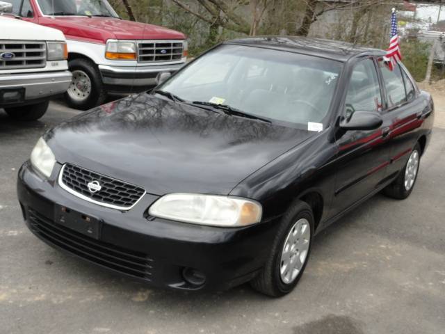 Nissan Sentra 2001 photo 1