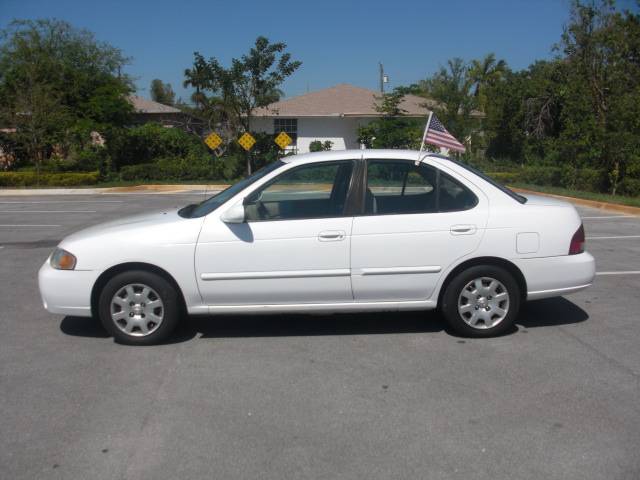 Nissan Sentra 2001 photo 3