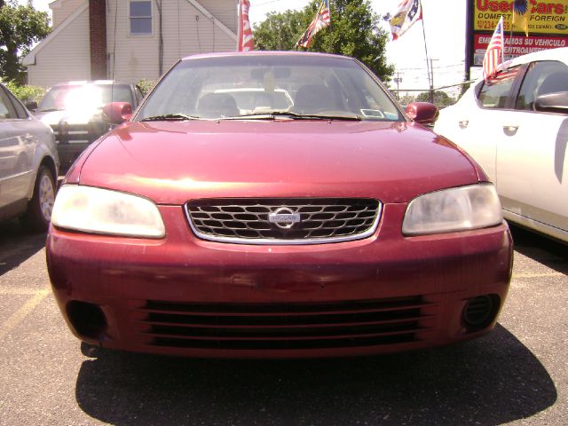 Nissan Sentra 2001 photo 1