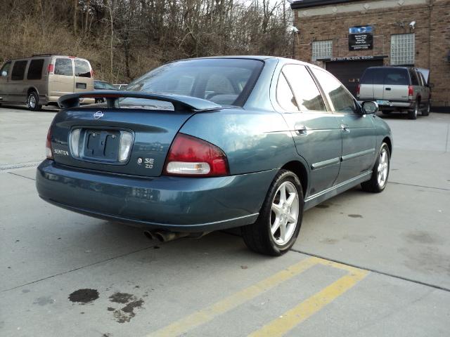 Nissan Sentra 2001 photo 3