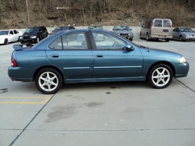 Nissan Sentra 2001 photo 4