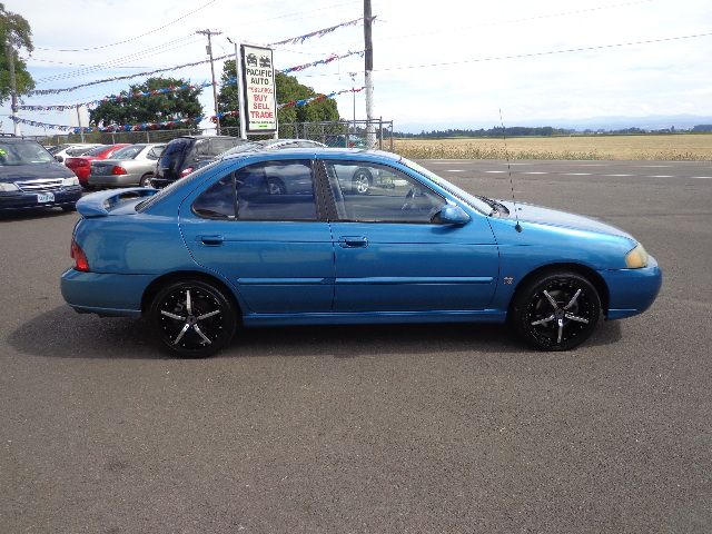 Nissan Sentra 2002 photo 1