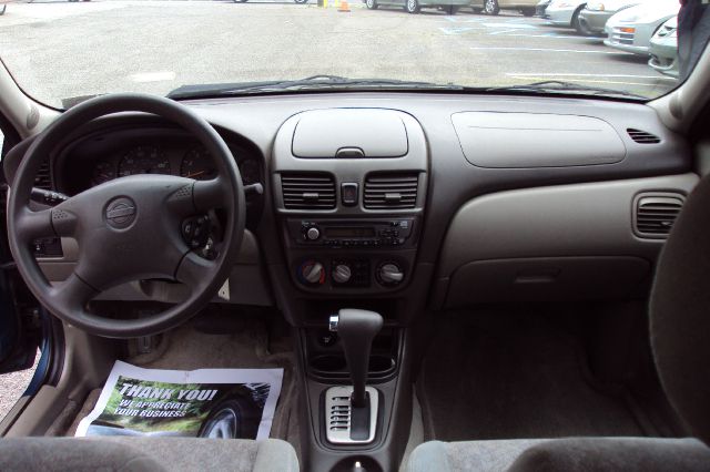 Nissan Sentra 2002 photo 4