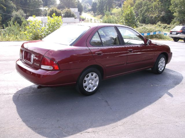 Nissan Sentra 2002 photo 1