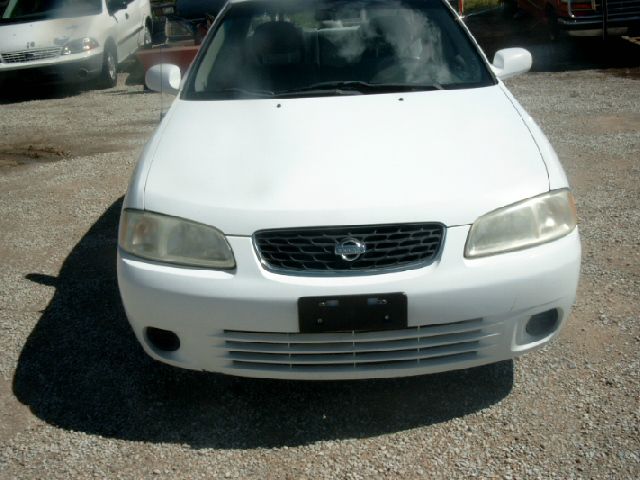 Nissan Sentra 2002 photo 9