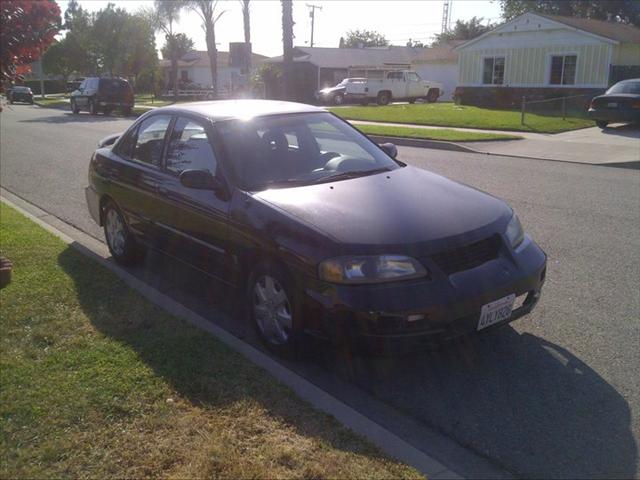 Nissan Sentra 2002 photo 2