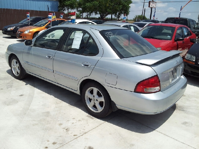 Nissan Sentra 2002 photo 3