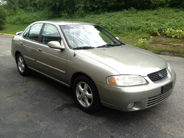 Nissan Sentra 2002 photo 1