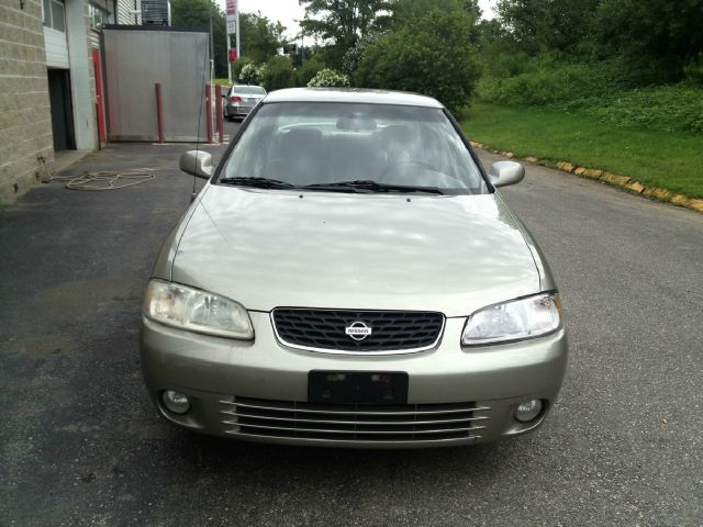 Nissan Sentra 2002 photo 3