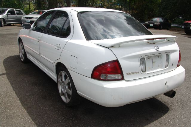 Nissan Sentra 2002 photo 11