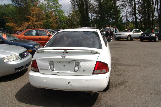 Nissan Sentra 2002 photo 3