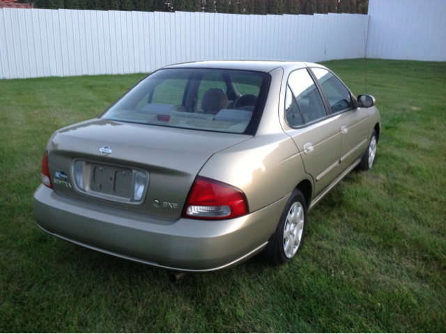 Nissan Sentra 2002 photo 3