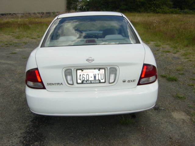 Nissan Sentra 2002 photo 2