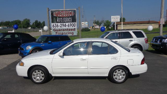 Nissan Sentra 2002 photo 1