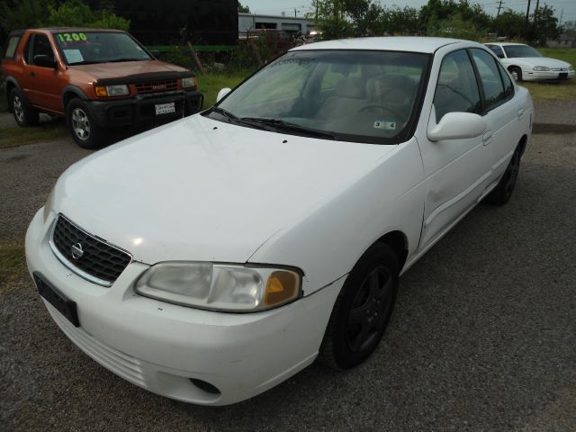 Nissan Sentra 2002 photo 2