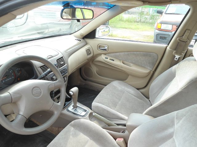 Nissan Sentra 2002 photo 4