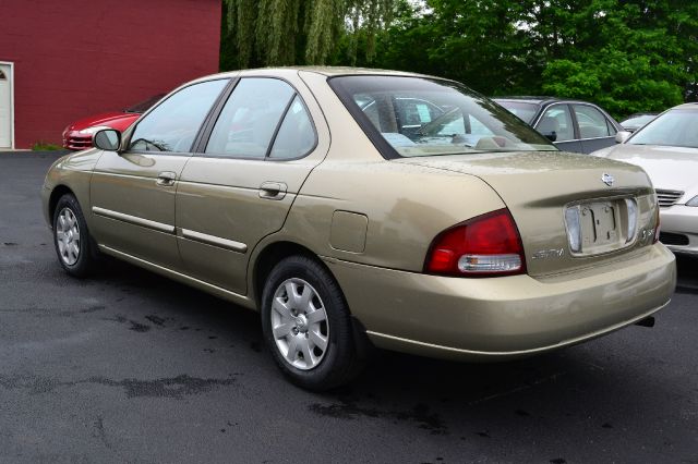 Nissan Sentra 2002 photo 4