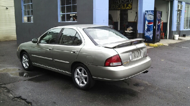 Nissan Sentra 2002 photo 4