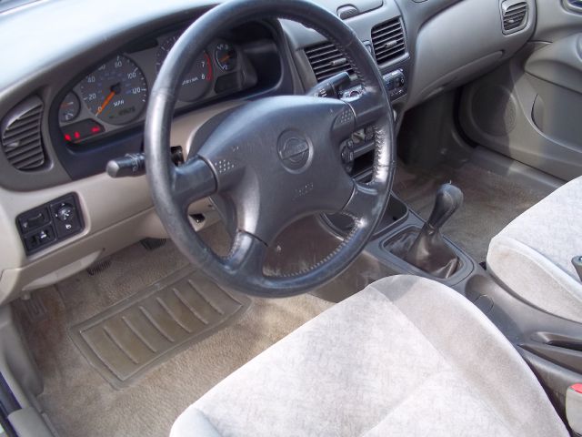 Nissan Sentra 2002 photo 4