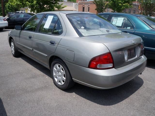 Nissan Sentra 2002 photo 3