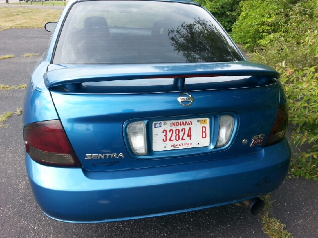 Nissan Sentra 2003 photo 1