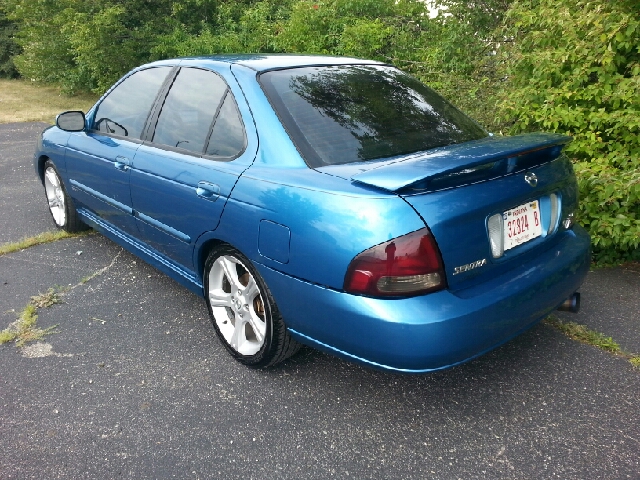 Nissan Sentra 2003 photo 3