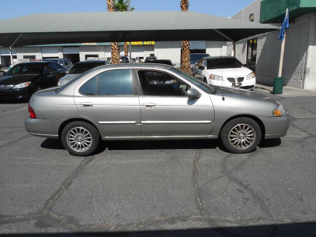 Nissan Sentra 2003 photo 2