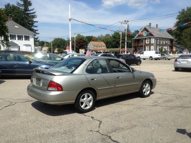 Nissan Sentra 2003 photo 1